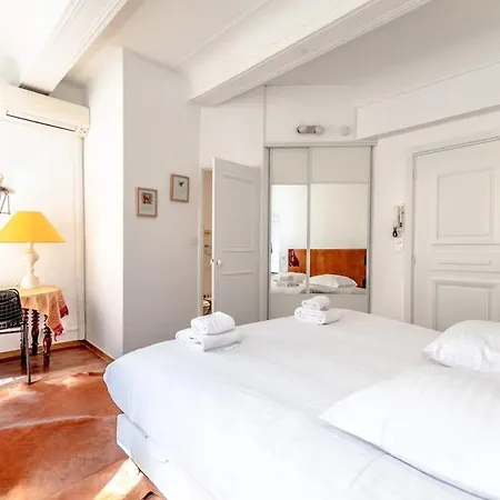 Le Seillon L Perfect Location L Shellter Apartment